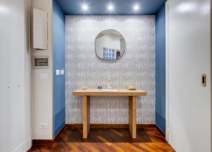 Vivilo Collection - Astura Modern Apartment