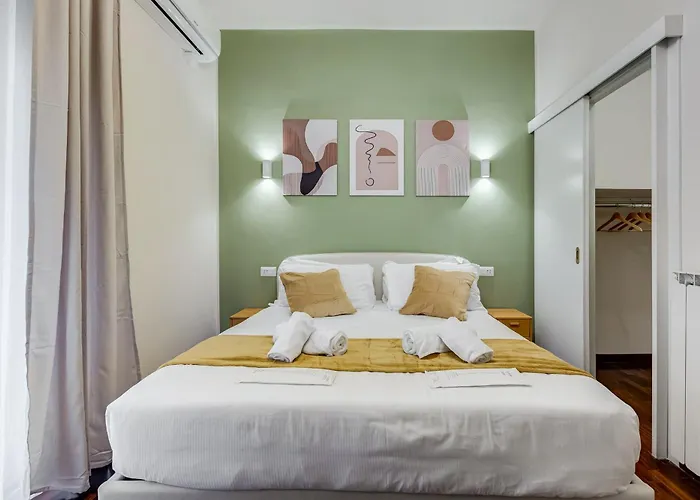 Vivilo Collection - Astura Modern Apartment *