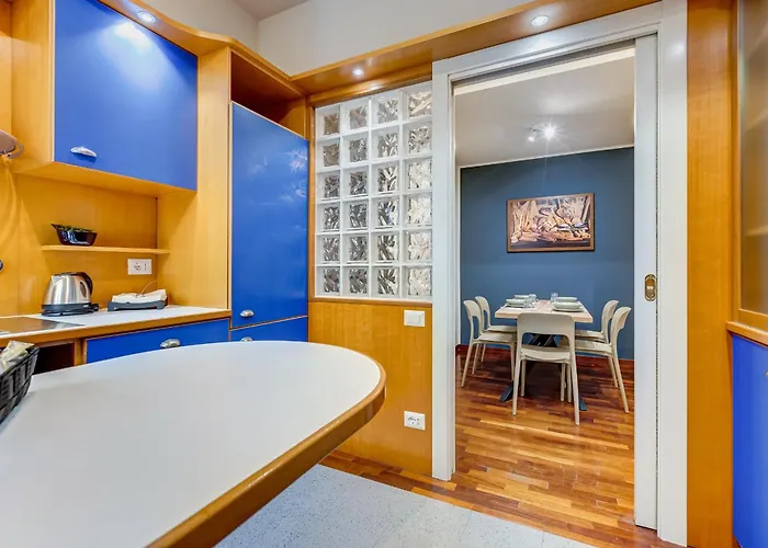 Vivilo Collection - Astura Modern Apartment *